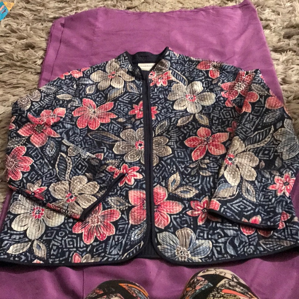 Top floral by Alfred Dunner - Picture 3 of 7